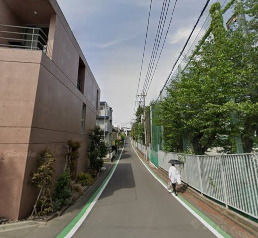 プチシャトーアキの周辺