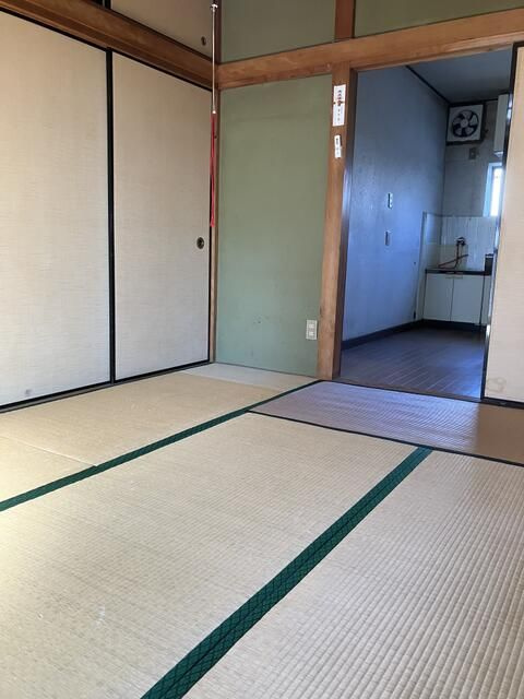 戸建 和歌山市紀三井寺の和室