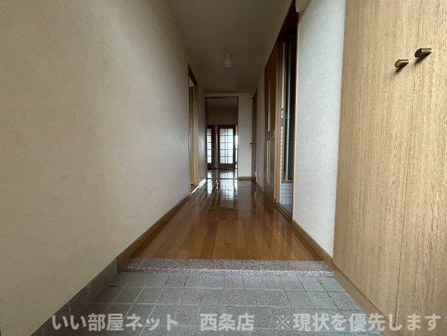 マルイカトレアの玄関