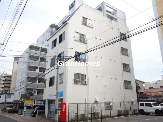 ハイツアベニールの外観