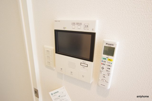 セレニテ新大阪カルム　仲介手数料無料のセキュリティ