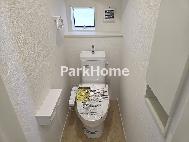 高知市比島町　新築戸建てのトイレ|１F:トイレ