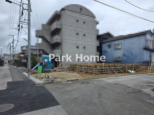 高知市比島町　新築戸建ての前面道路含む現地写真