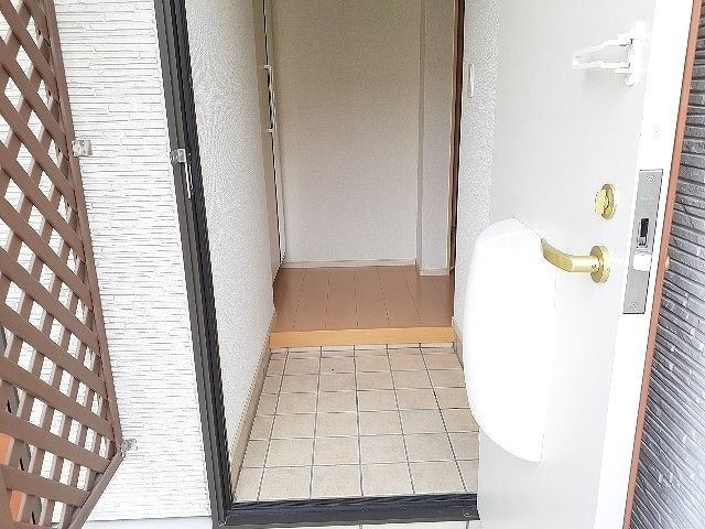 ソフィアコートの玄関