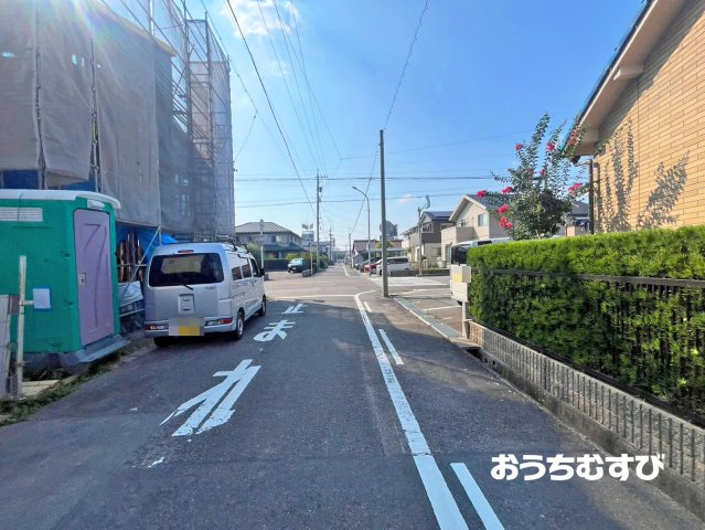 春日井市鳥居松町2丁目（全1棟）の前面道路含む現地写真