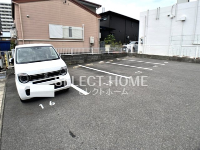 【駐車場】 | ボヌールＢ | 車をお持ちの方に嬉しい駐車場付きの物件です