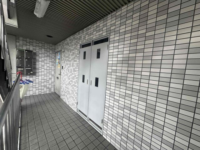 サワーハイツ住之江のロビー