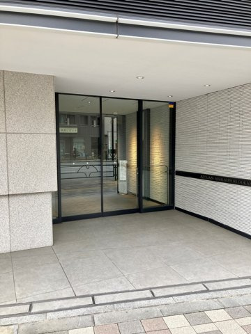 アトラス西日暮里道灌山のエントランス