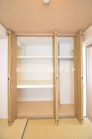 ルイシャトレ大手前の収納