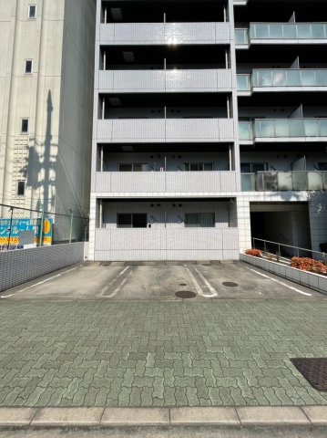 グランルージュ栄 Ⅱ　名古屋市賃貸　仲介手数料無料の駐車場