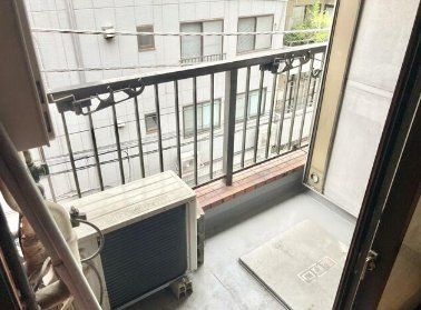 メゾン王城のバルコニー|バルコニー付きです
