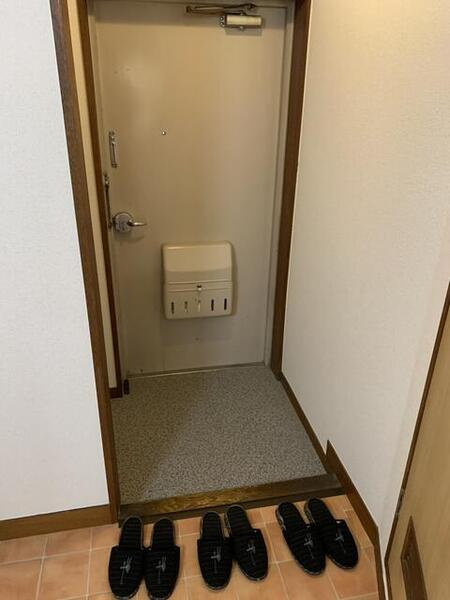 メゾン王城の玄関|シンプルで使いやすい玄関です