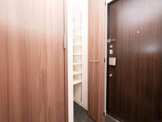 プレサンス谷町七丁目Ⅱの収納