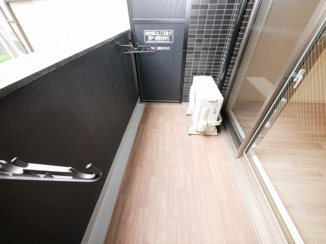 プレサンス谷町七丁目Ⅱのバルコニー
