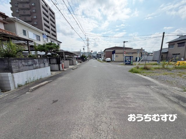 春日井市白山町(残1棟)の前面道路含む現地写真