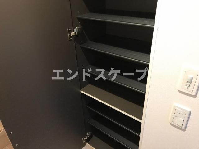 クイーンズタウンの収納|シューズボックス
高崎、前橋のお部屋探しはエンドスケープまで！お客様の理想お聞かせ下さい♪