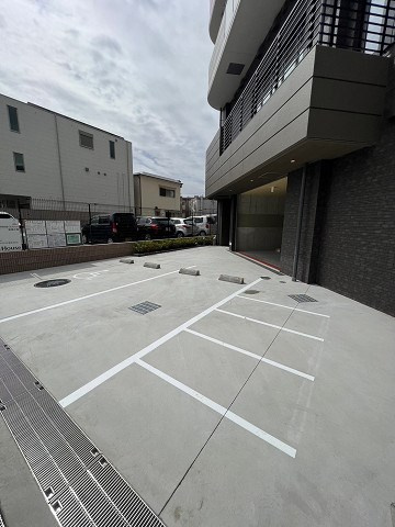 エトワール尼崎（長洲本通1丁目）の駐車場