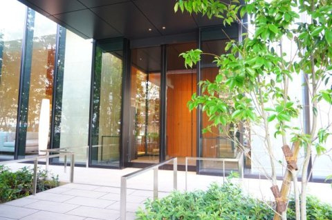 グランドメゾン新梅田タワーのエントランス