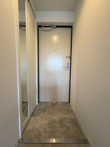 【玄関】ライトベルー南9条ー