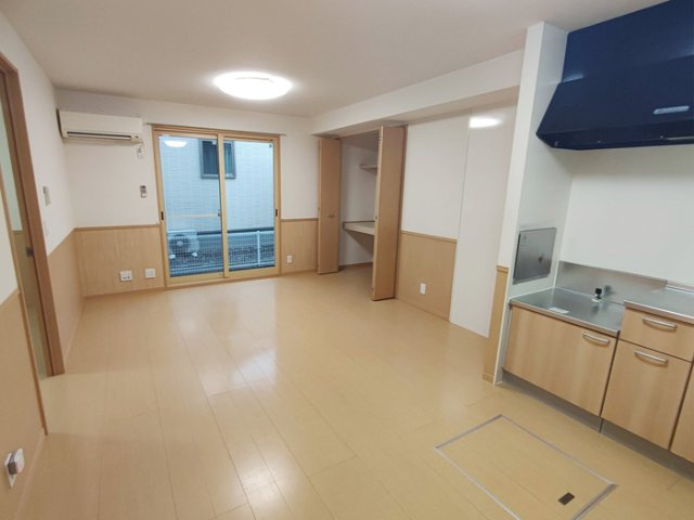 グランソレーユ　C棟の居間・リビング