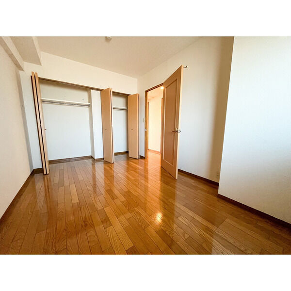 リベルタ新宮の洋室