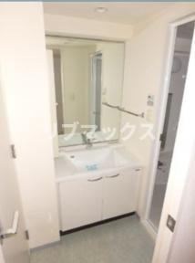 【洗面所独立】ドゥーエ横濱台町