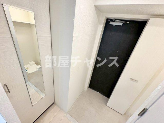 エスリード新栄デュオの玄関