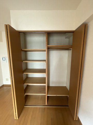 【収納】プレサンス神戸駅前