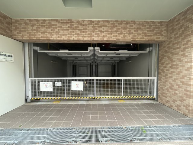 【駐車場】プレサンス神戸駅前