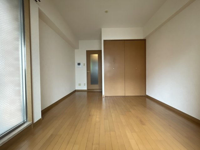 【寝室】プレサンス神戸駅前