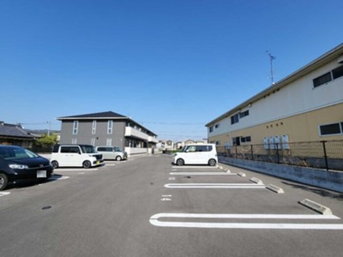 シオンＫの駐車場
