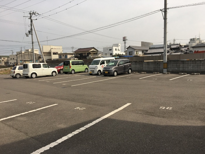 フォレスト　A棟の駐車場