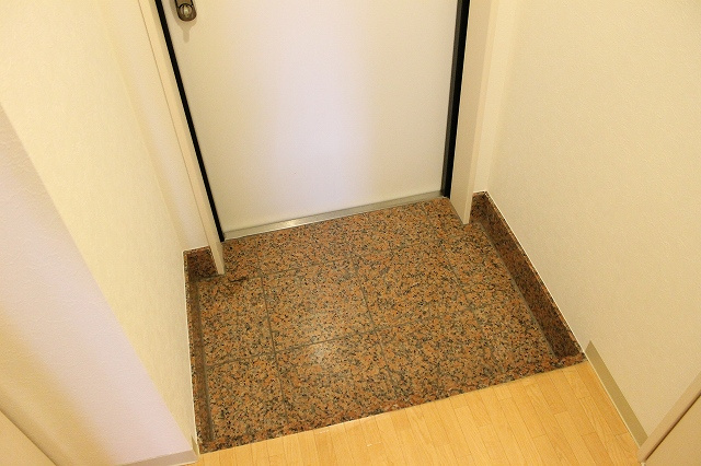【玄関】グランドタワー三宮