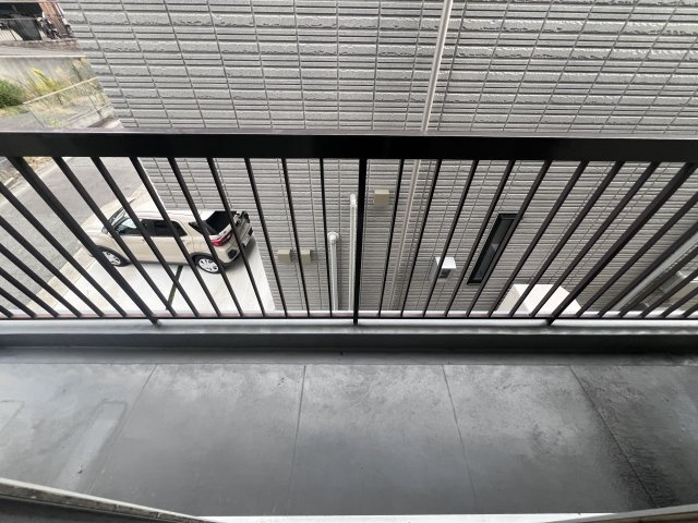伊勢田マンションのバルコニー
