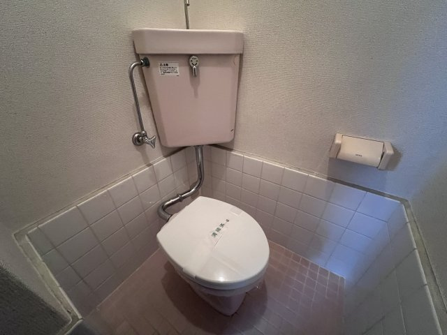 伊勢田マンションのトイレ