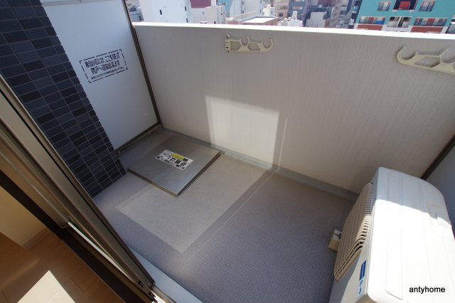 プライマル大阪天満宮　仲介手数料無料のバルコニー
