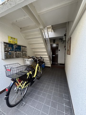 【ロビー】 | マンション六車