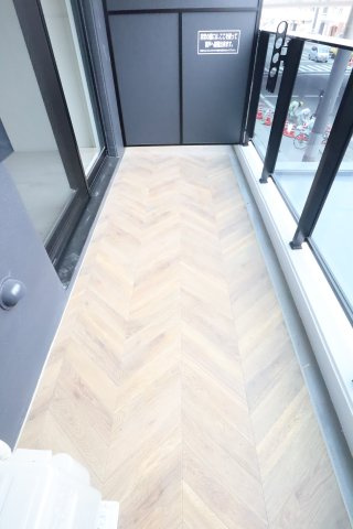 大阪市都島区内代町３丁目の賃貸マンションのバルコニー