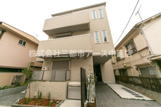 【外観】 | ＨＡＫＵＢＩ　ＴＥＲＲＡＣＥ　大崎　は三都市アース中延店へお任せください！　ご内覧可能なお部屋は物件現地お待ち合わせご案内可能です！