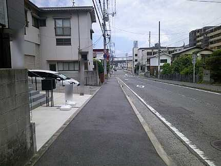 府中町浜田2丁目 No.1の前面道路含む現地写真