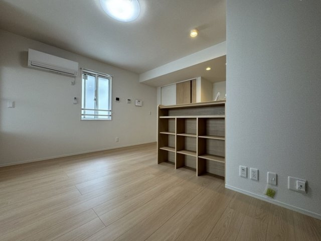 プラザ　シャルムの居間・リビング