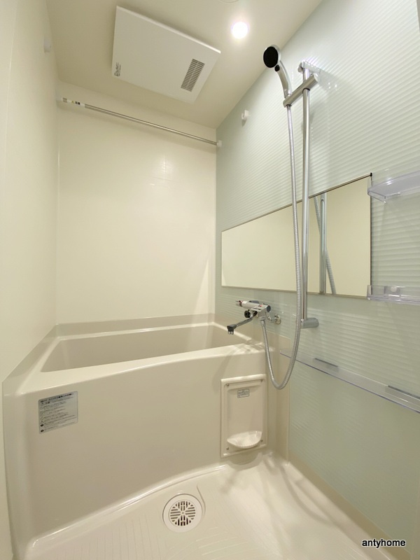 Quintet NAMBA　仲介手数料無料の浴室