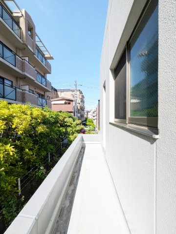 芦屋市大原町の店舗事務所のバルコニー