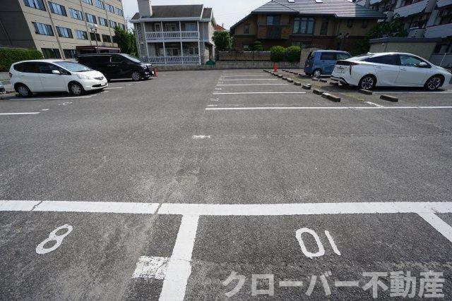 コンフォート宇多津の駐車場
