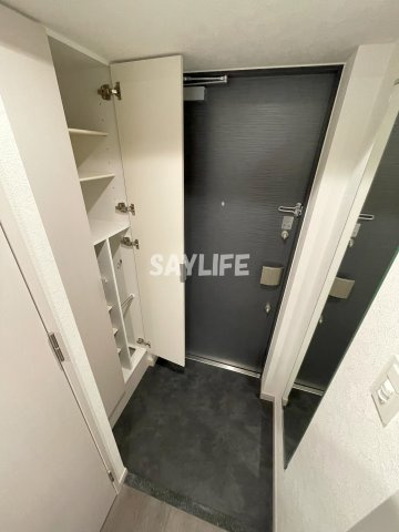 プレサンス新深江ディレットの玄関
