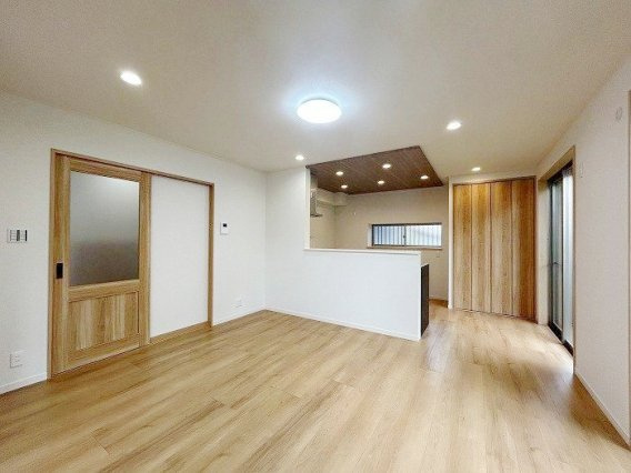 戸建 西東京市泉町４丁目の居間・リビング