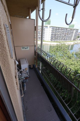【設備】 | 狭山遊園ハイツ　1棟 | 洗濯機置場