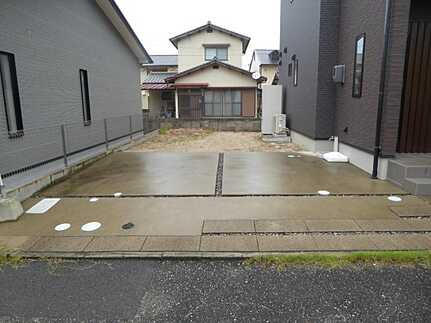 安佐北区口田南１丁目の駐車場