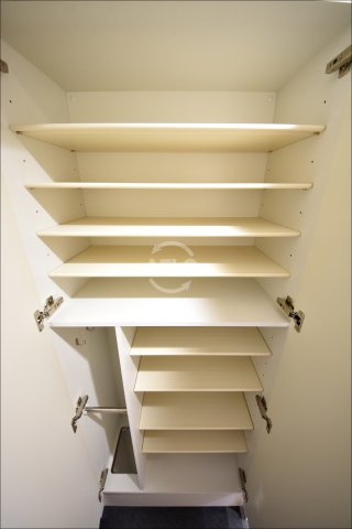 プレサンス松屋町ヴェルデスの収納|プレサンス松屋町ヴェルデス　シューズボックス