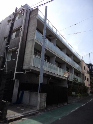 サンピエス根津の外観